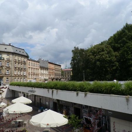 Ap Na Groblach Kraków Exteriör bild